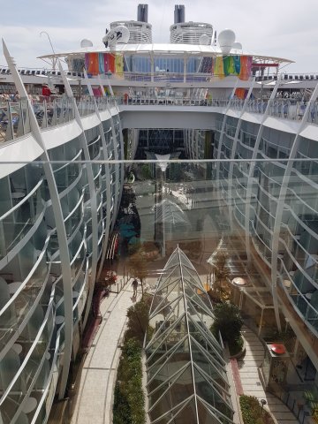 symphony of the seas 3